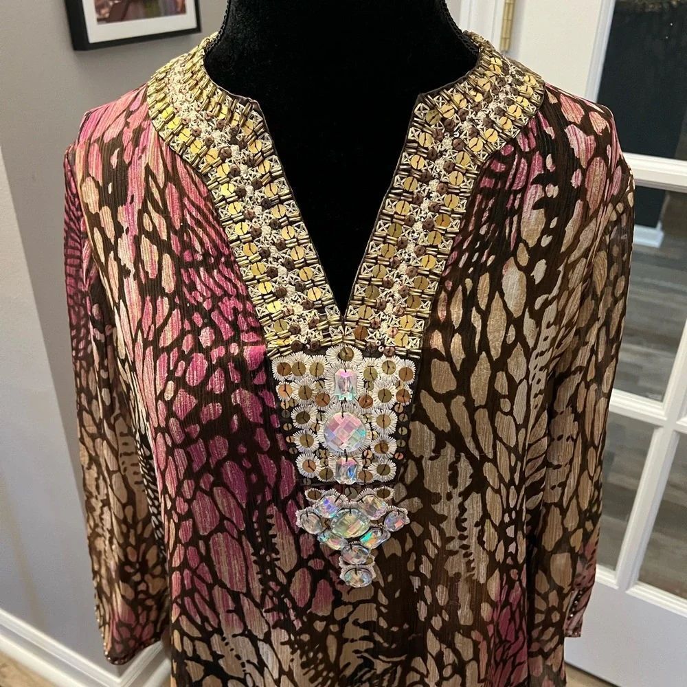 Gorgeous embellished animal print sheer top from Chicos size 1 EUC - Picture 10 of 12